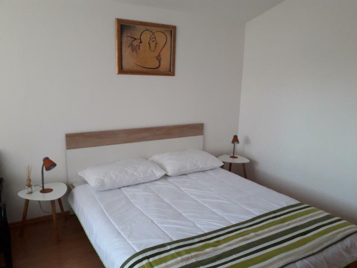 Apartman Celestina Медулин Екстериор снимка