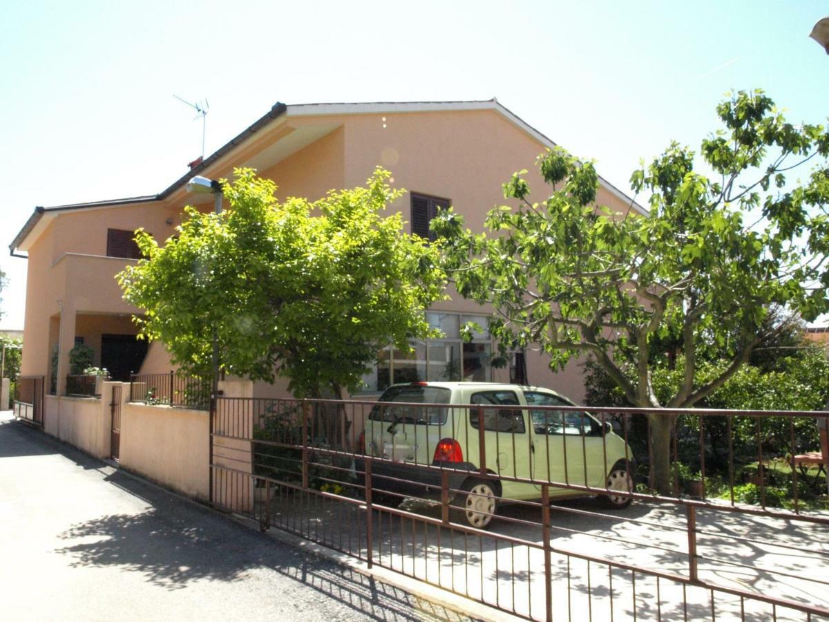 Apartman Celestina Медулин Екстериор снимка